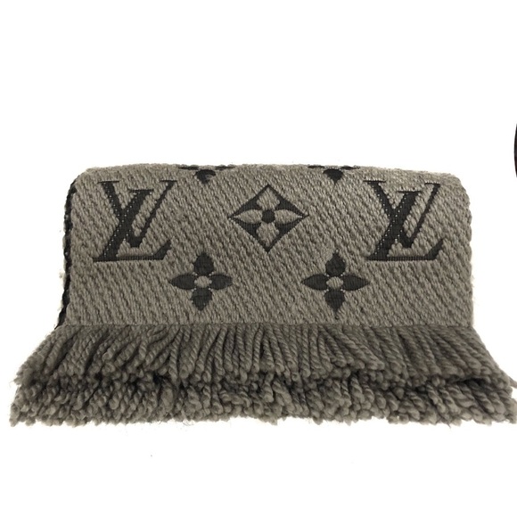 Authentic Louis Vuitton Monogram Logomania Wool Silk Scarf Logomania GM0168 - Picture 6 of 11